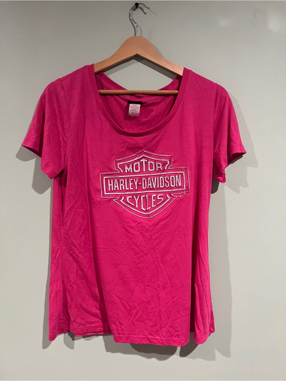 Harley-Davidson Hot Pink Short Sleeve Tee with Raised Logo - Picture 11 of 13